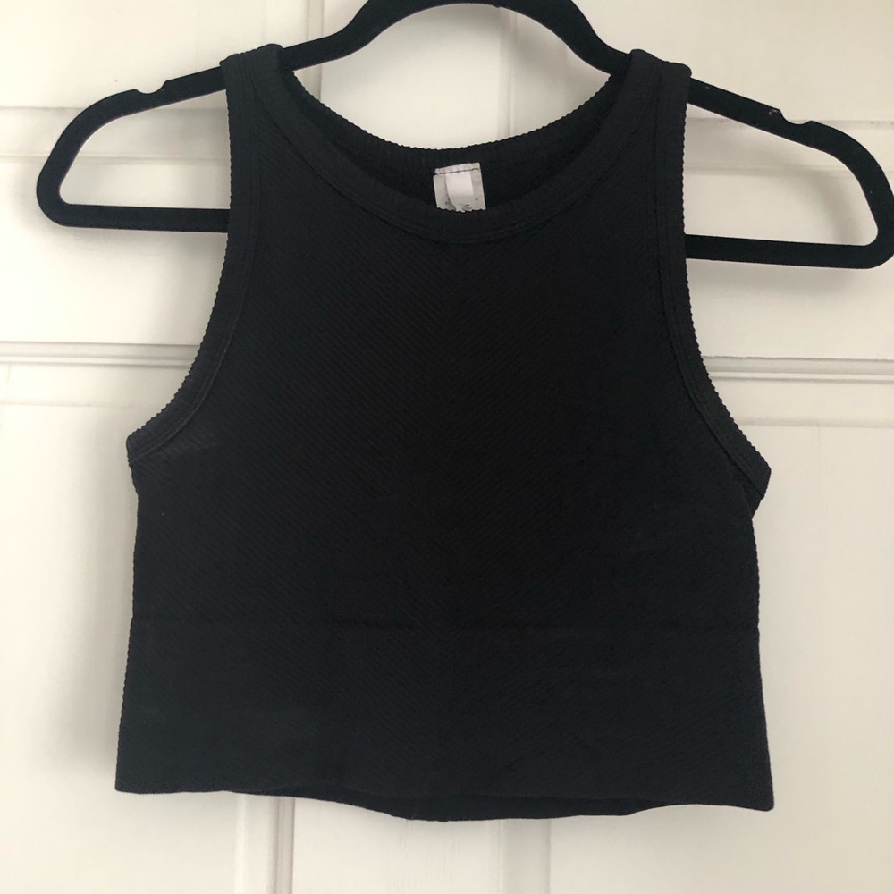 💚 5 for $15! 💚 One Size Black Crop Tank Top